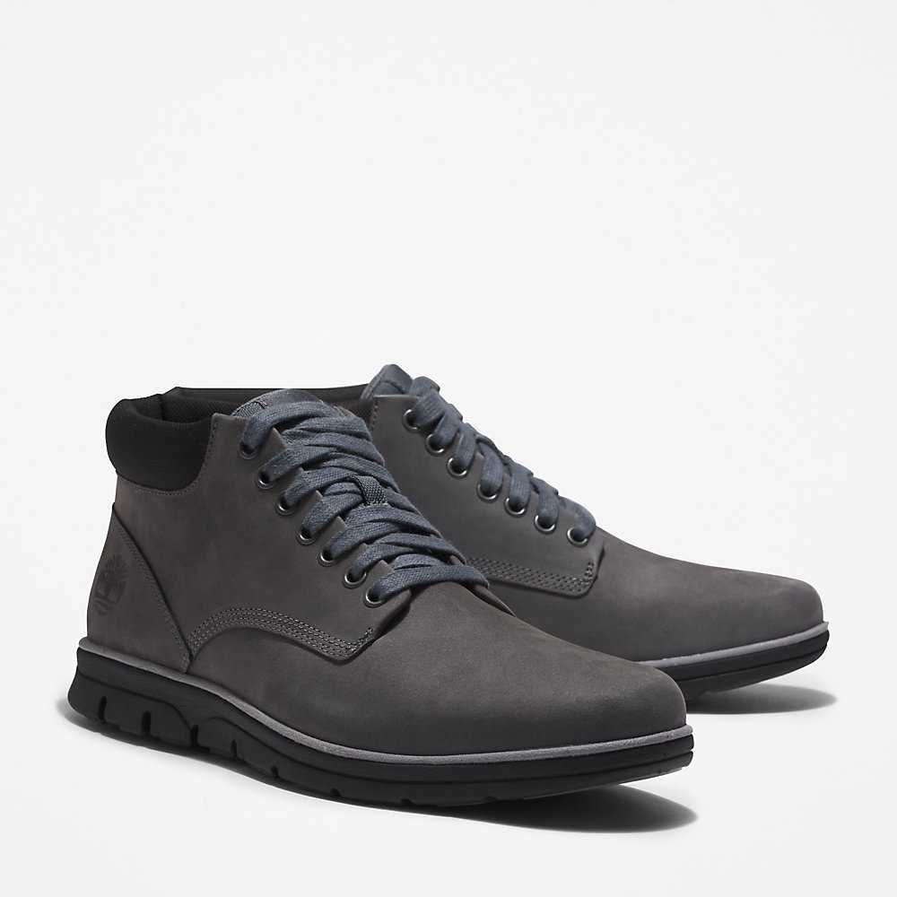 Men's Timberland Bradstreet Leather Chukka Boots Grey | UAE-9287453